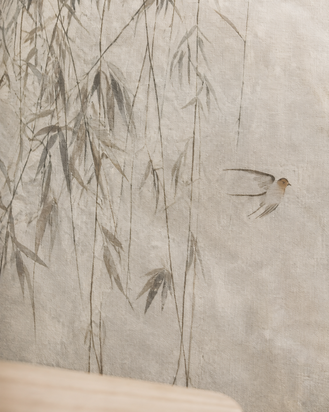 Wallpaper Trends 2026: Mineral Textures, Desert Ombrés & Bold Patterns